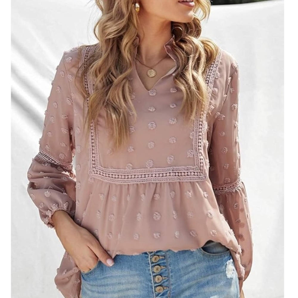 🌹Blush Swiss Dot & Frilled Notch Neck Top - Size Large
